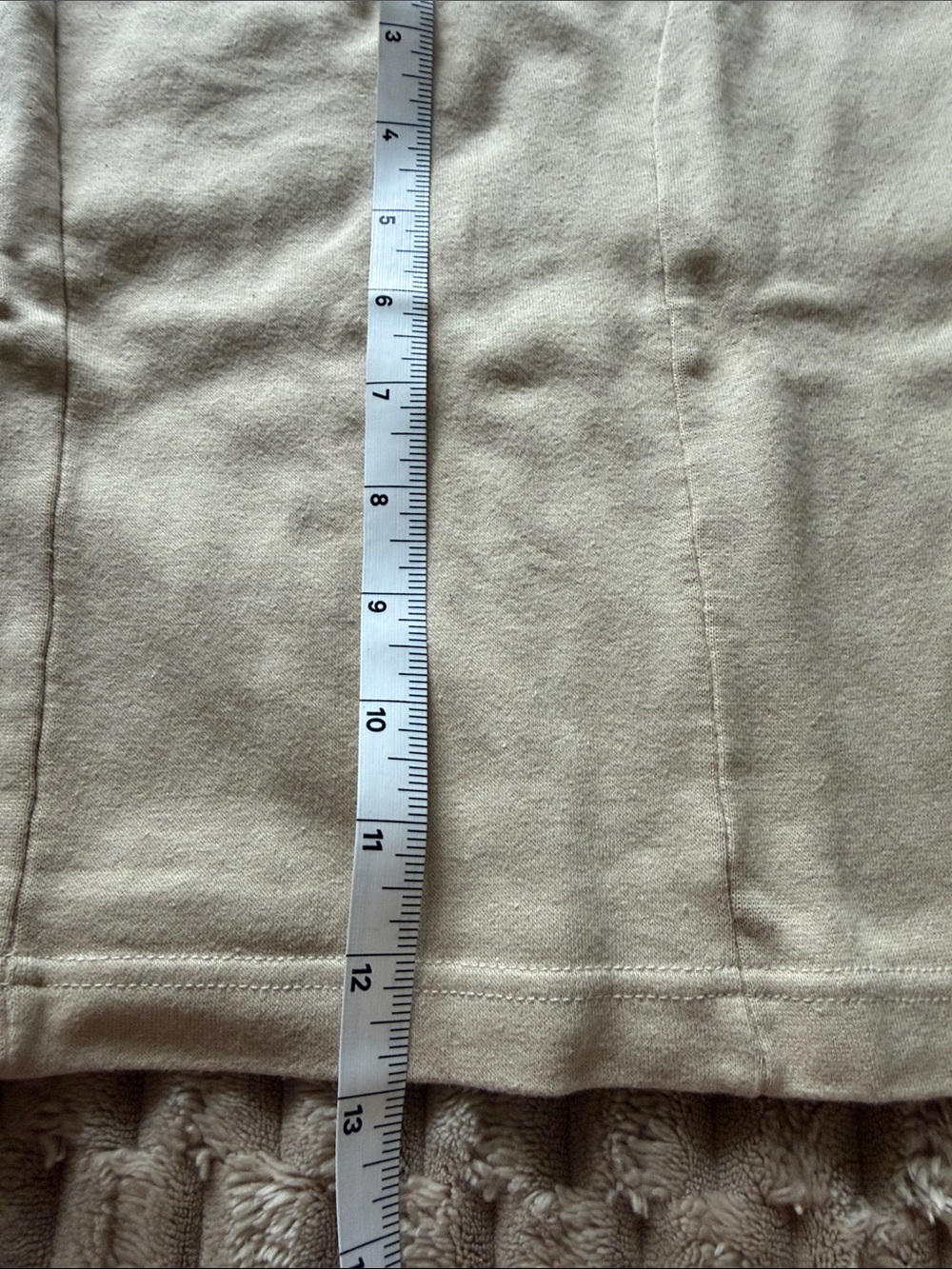 2 Everyday Ribbed V-Neck Tank — Cream & Tan - Picture 4 of 9